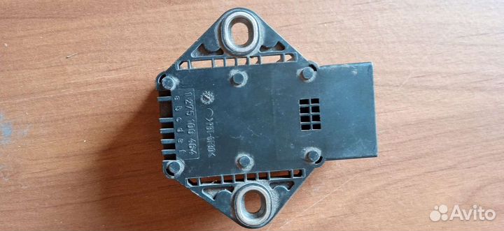 Датчик ускорения Nissan Teana J32 47931JK00A