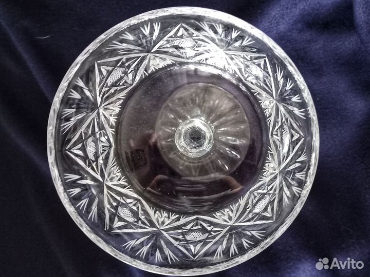 Хрустальная ваза-конфетница на ножке, СССР
