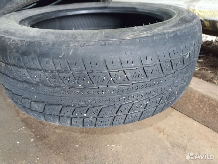 Triangle Snowlink TWT02 215/55 R17