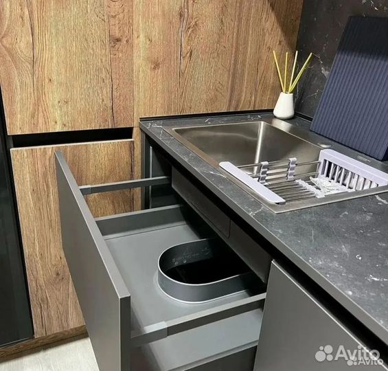 Кухонный гарнитур классика