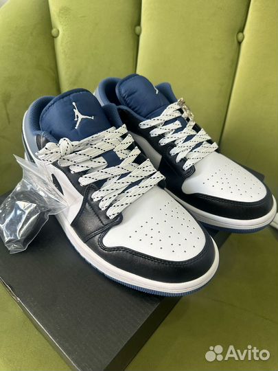 Кроссовки Nike