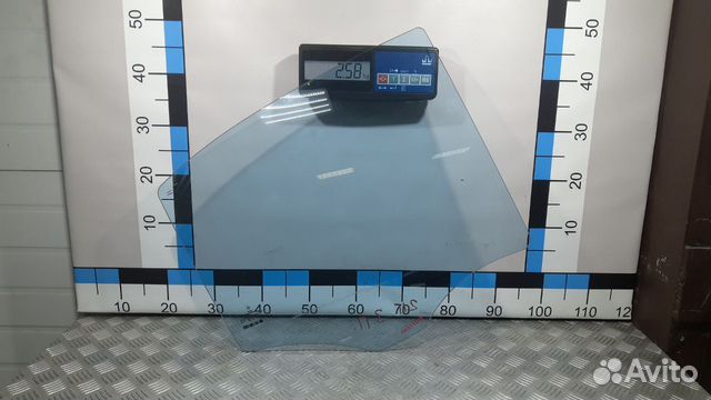 Б/У Стекло двери задней правой голубое W211#001