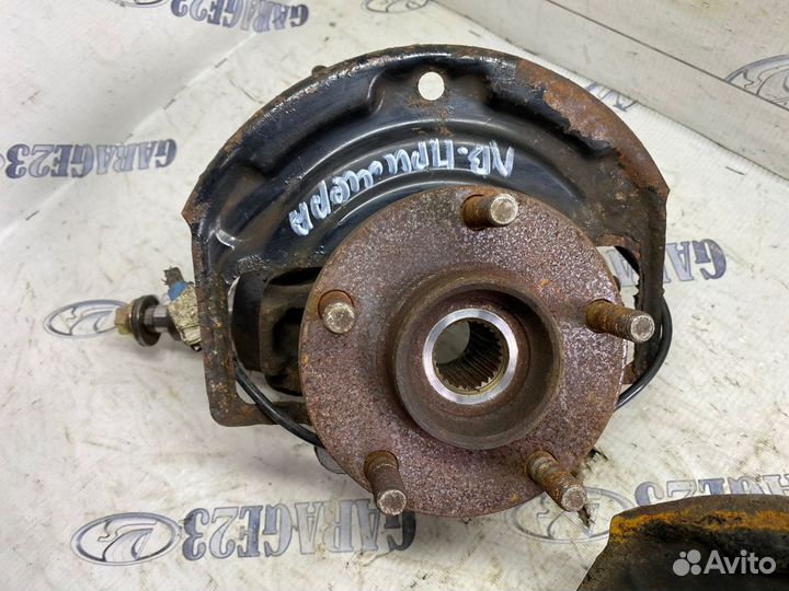 Кулак поворотный ступица nissan primera p12