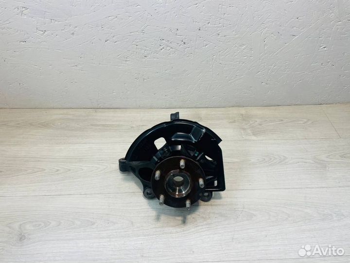 Кулак поворотный передний левый Mazda 3 BM