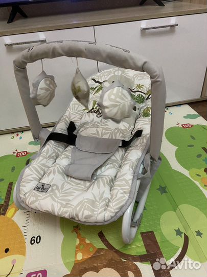 Шезлонг детский