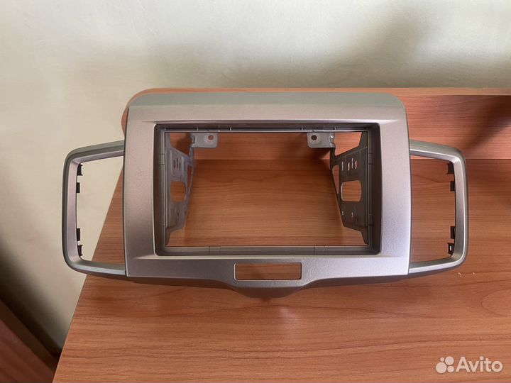 Рамка для магнитолы Freed Honda Freed Spike