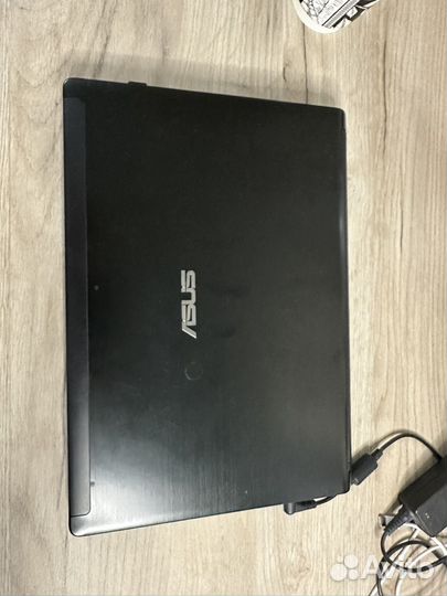 Ноутбук asus UL30A