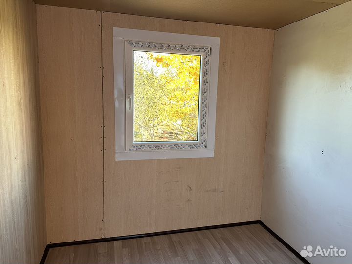 Дачный домик, бытовка в наличии