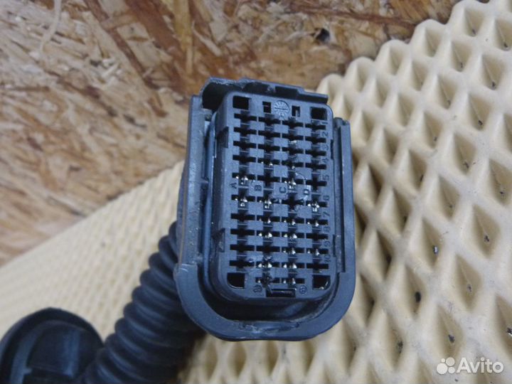 Проводка двери передней левой Renault Megane III 2009-2016 (241253545R)