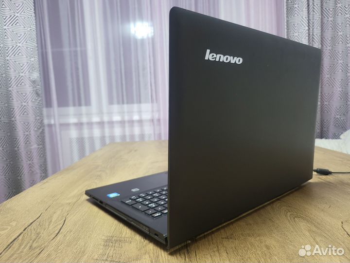 Ноутбук lenovo