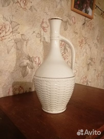 Кувшин старинный для напитков