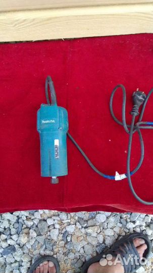 Фрезер makita 3709