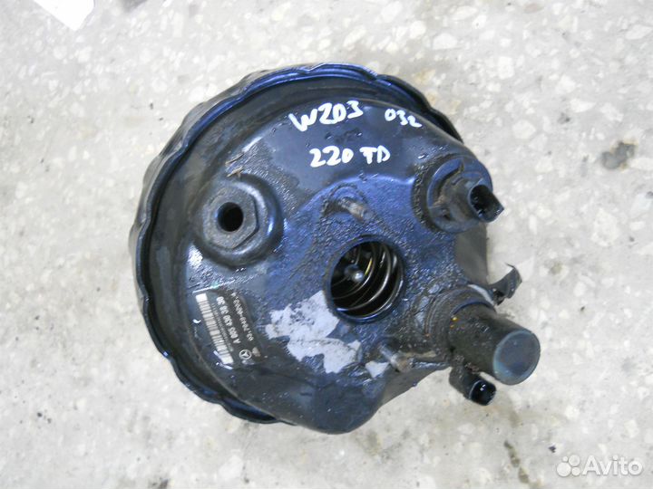 W203 Вакумный усилитель тормозов Mercedes
