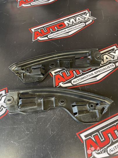 Направляющая заднего бампера Volkswagen Touareg