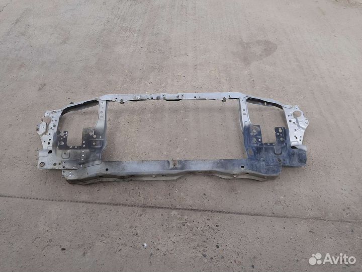 Телевизор рамка радиатора Mazda Premacy