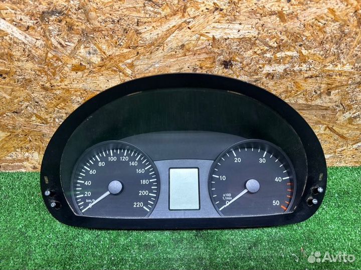 Щиток приборов Mercedes-Benz Vito W639 2.2 2008