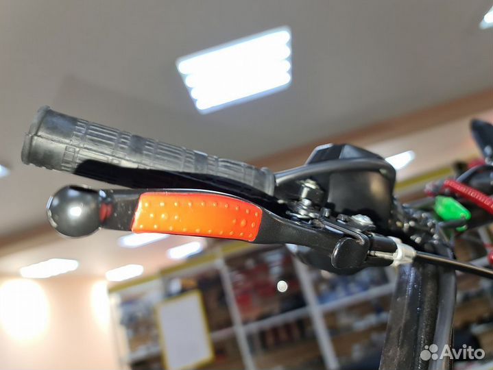 Ikudzo-briggs&stratton 1450/500 EKR15 реврс,красн