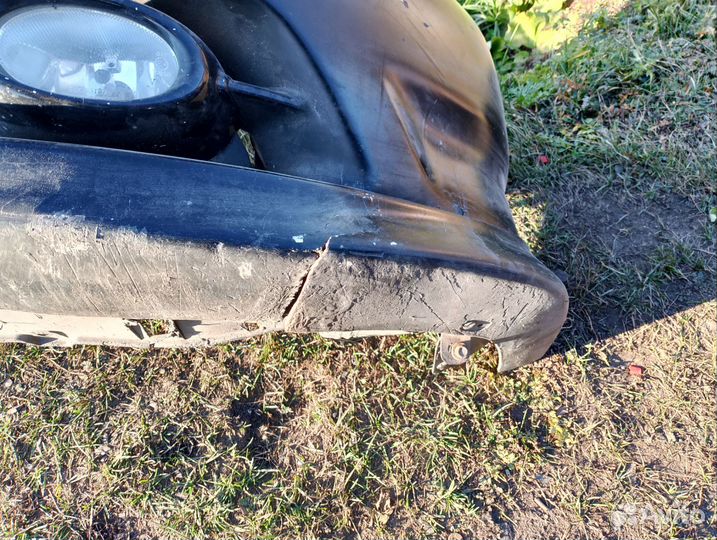 Передний бампер