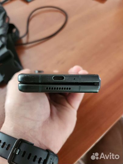 Samsung galaxy z fold 3