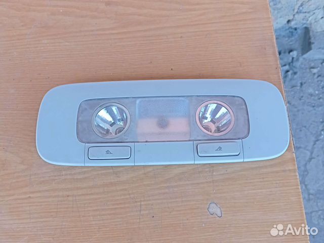 Салонный фонарь skoda superb 2008 года