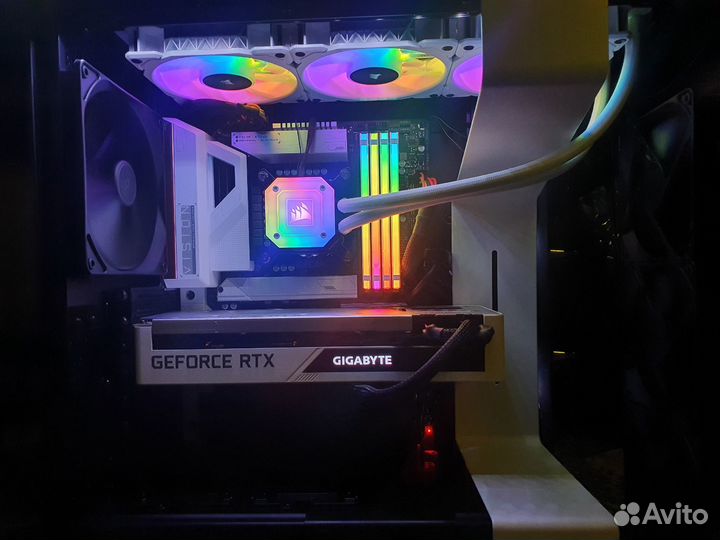 Игровой компьютер в сборе