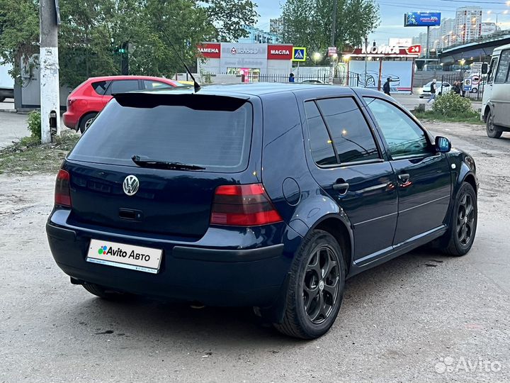 Volkswagen Golf 1.4 МТ, 2001, 236 000 км