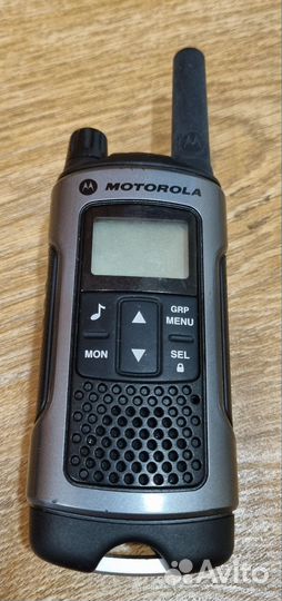 Рации Motorola tlkr T80 с зарядкой б/у