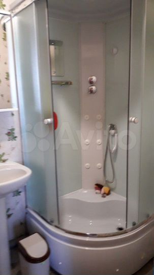 Дом 32 м² на участке 5 сот.