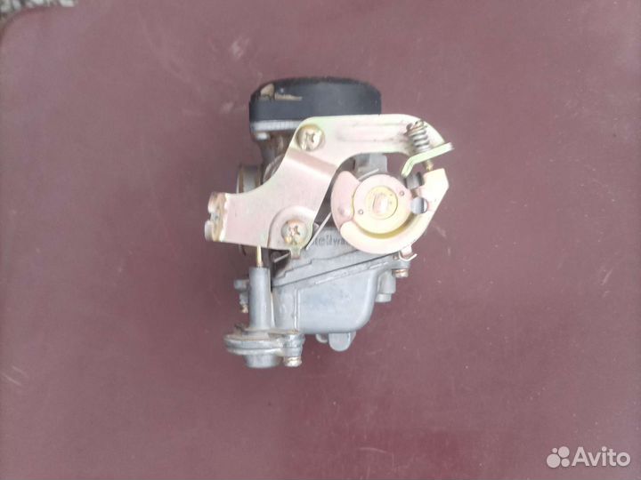 Карбюратор на скутер 80кубов