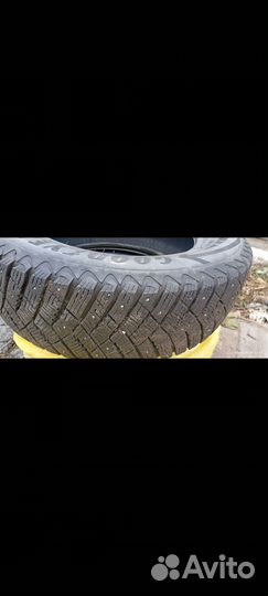Goodyear Ultragrip Ice Arctic 225/65 R17