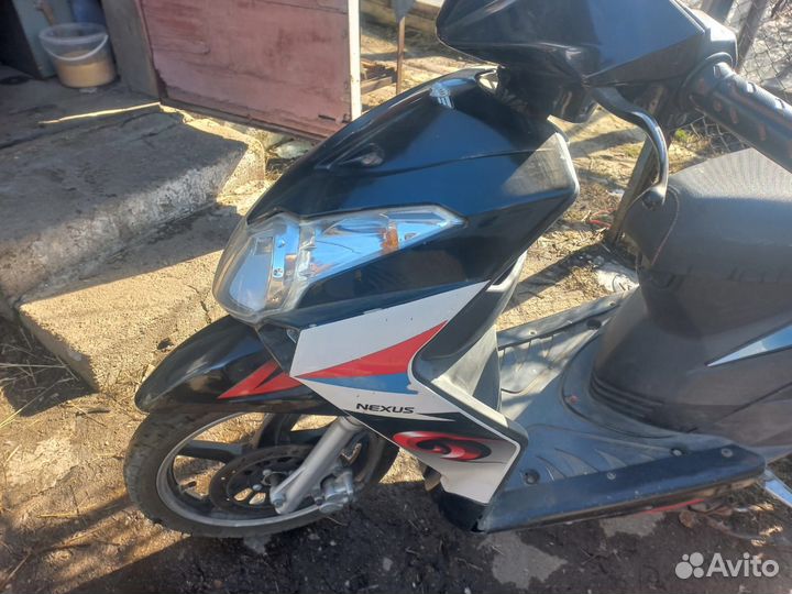 Продаю скутер