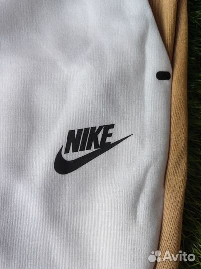 Штаны Nike tech fleece