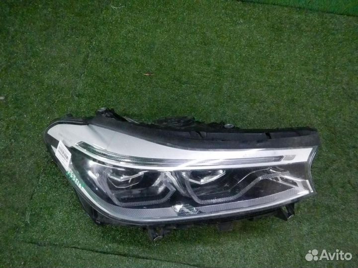 Фара правая BMW 6-Series Gran Turismo