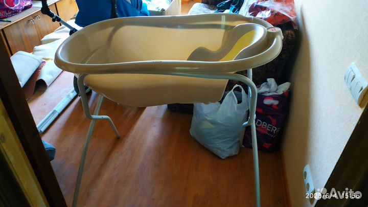 Ванна для детей с подставкой