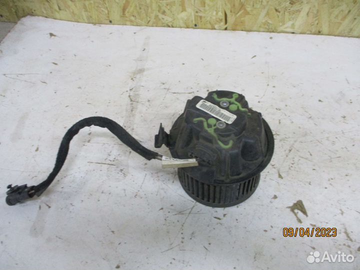 Моторчик печки Рено Логан 1