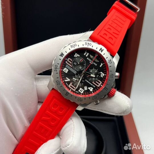 Мужские часы Breitling красные