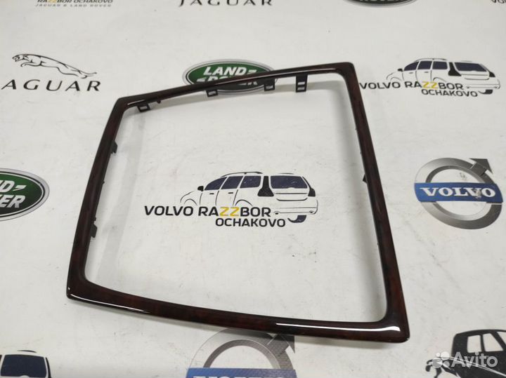 Рамка магнитолы Volvo S60 V70 XC70 P2