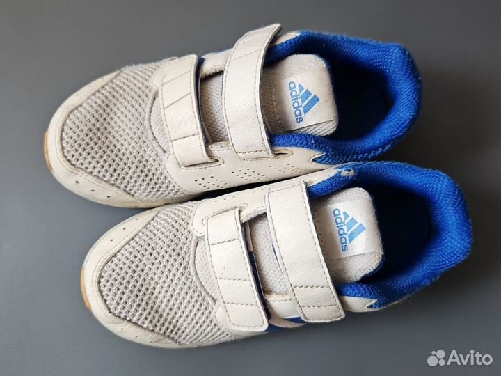 Белые кроссовки Adidas 30 размер