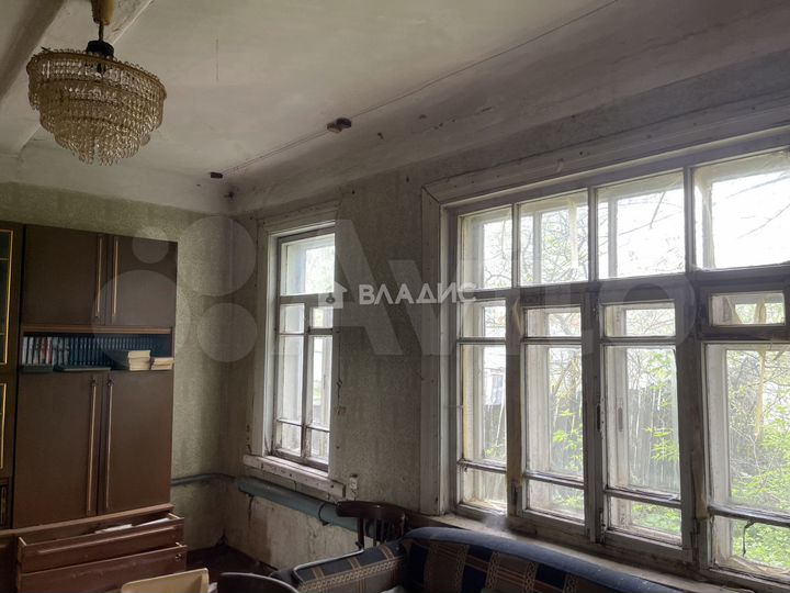 3-к. квартира, 52 м², 1/1 эт.