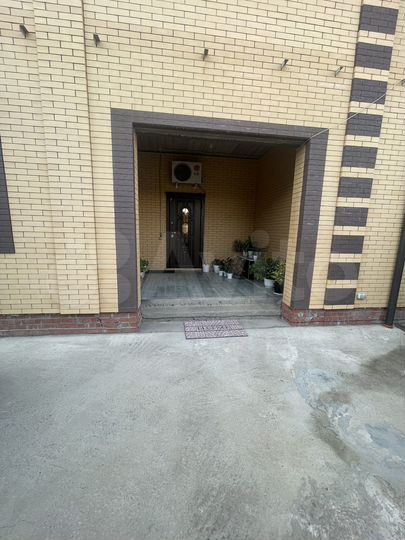 Дом 476 м² на участке 15 сот.