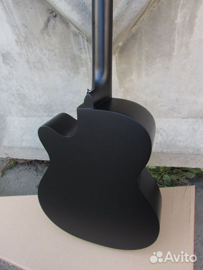 Гитара акустика