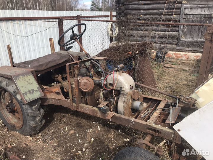 Мини-трактор, 1990