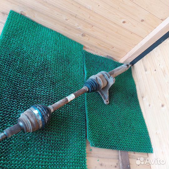 Привод шруз правый Ford Fiesta mk6 1.6 рест 2016г