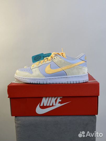 Кроссовки Nike Dunk Low 38.5 EU