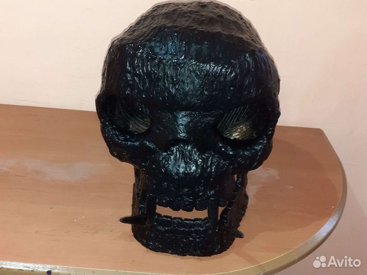 Фигура Череп железный сувенир скульптура