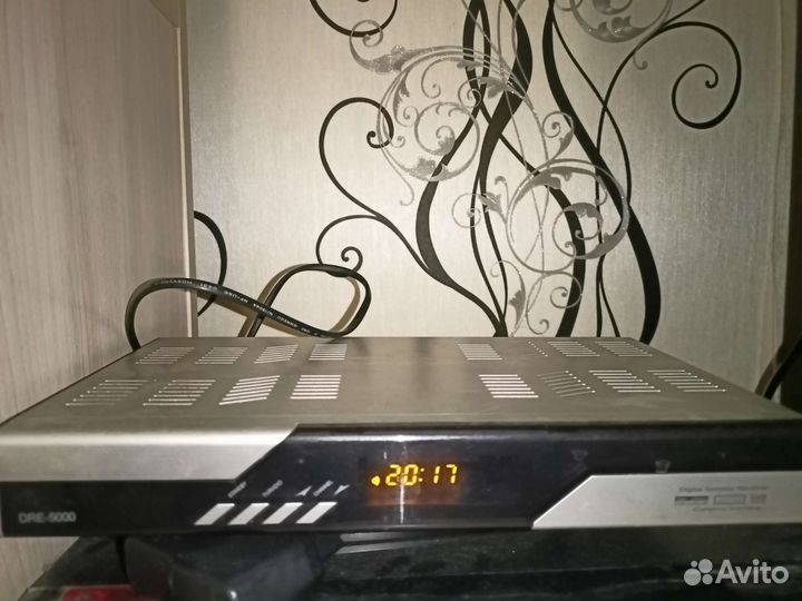 Ресивер Триколор DRE-5000