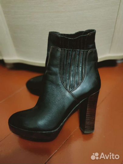 Женская обувь