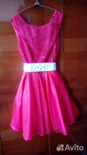 Продаю платье на выпусной