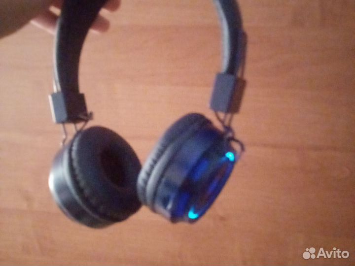 Блютуз наушники с RGB подсветкой