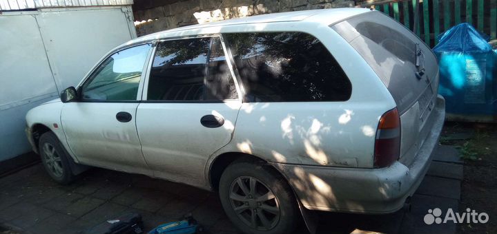 Mitsubishi Libero 1.5 МТ, 1999, 100 100 км